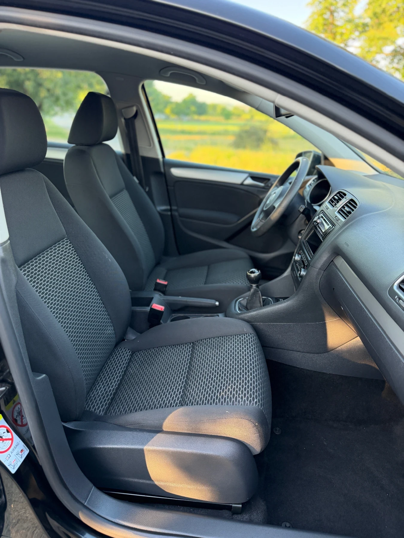 VW Golf 2.0 TDI, снимка 12 - Автомобили и джипове - 55170294