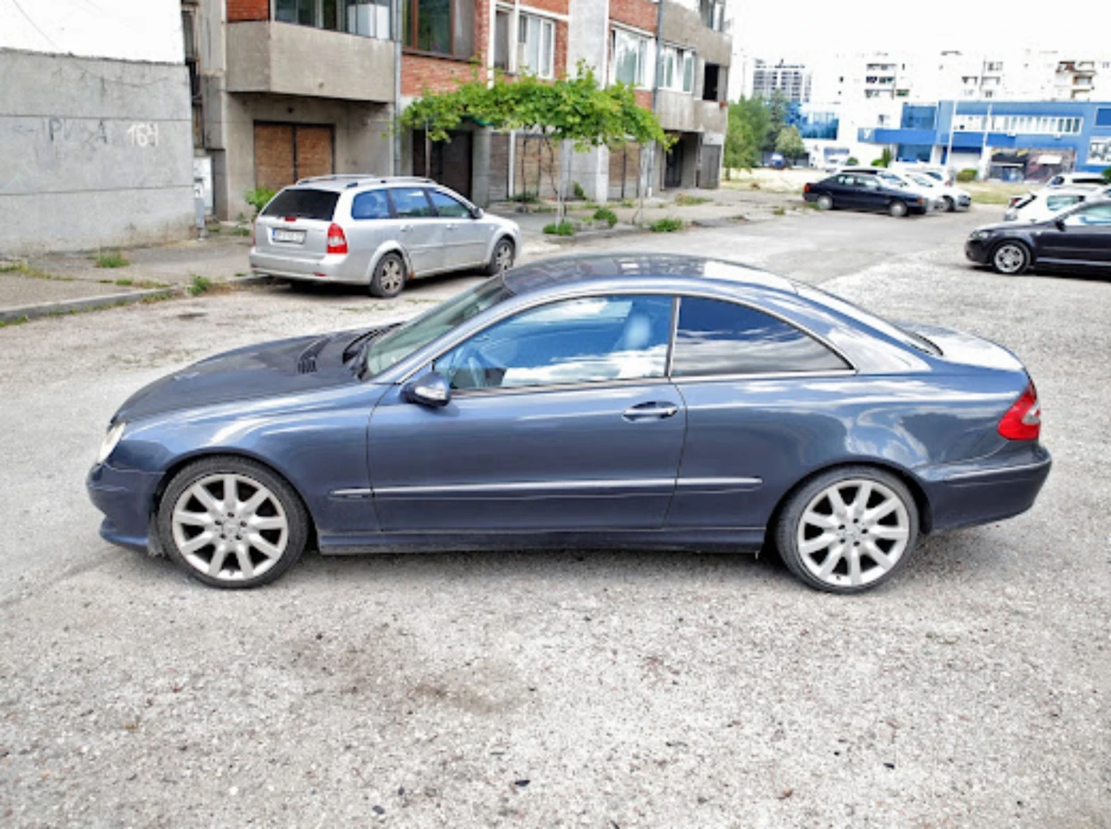 Mercedes-Benz CLK 270 cdi, снимка 2 - Автомобили и джипове - 55232795