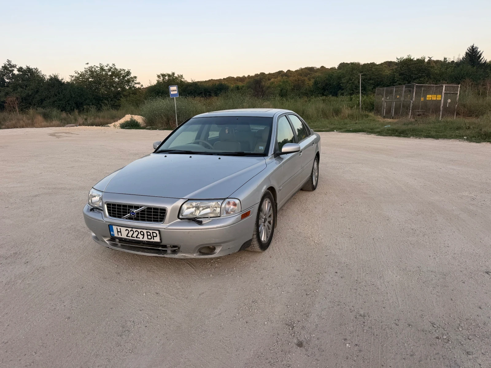 Volvo S80 2.4LPG/ДЕСЕН ВОЛАН/АВТОМАТИК/КЛИМАТИК!, снимка 2 - Автомобили и джипове - 55480652