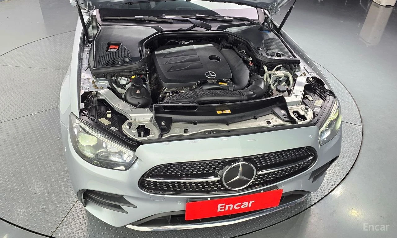 Mercedes-Benz E 350 AMG* LINE* 4MATIC* BURMESTER* ОБДУХВАНЕ* ДИСТРОНИК, снимка 17 - Автомобили и джипове - 55725857