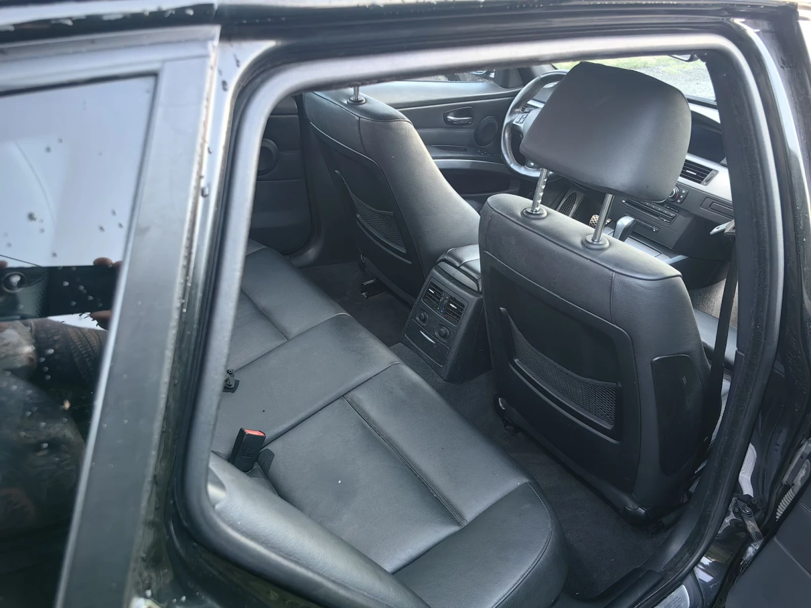 BMW 330 М pack, снимка 10 - Автомобили и джипове - 55850527
