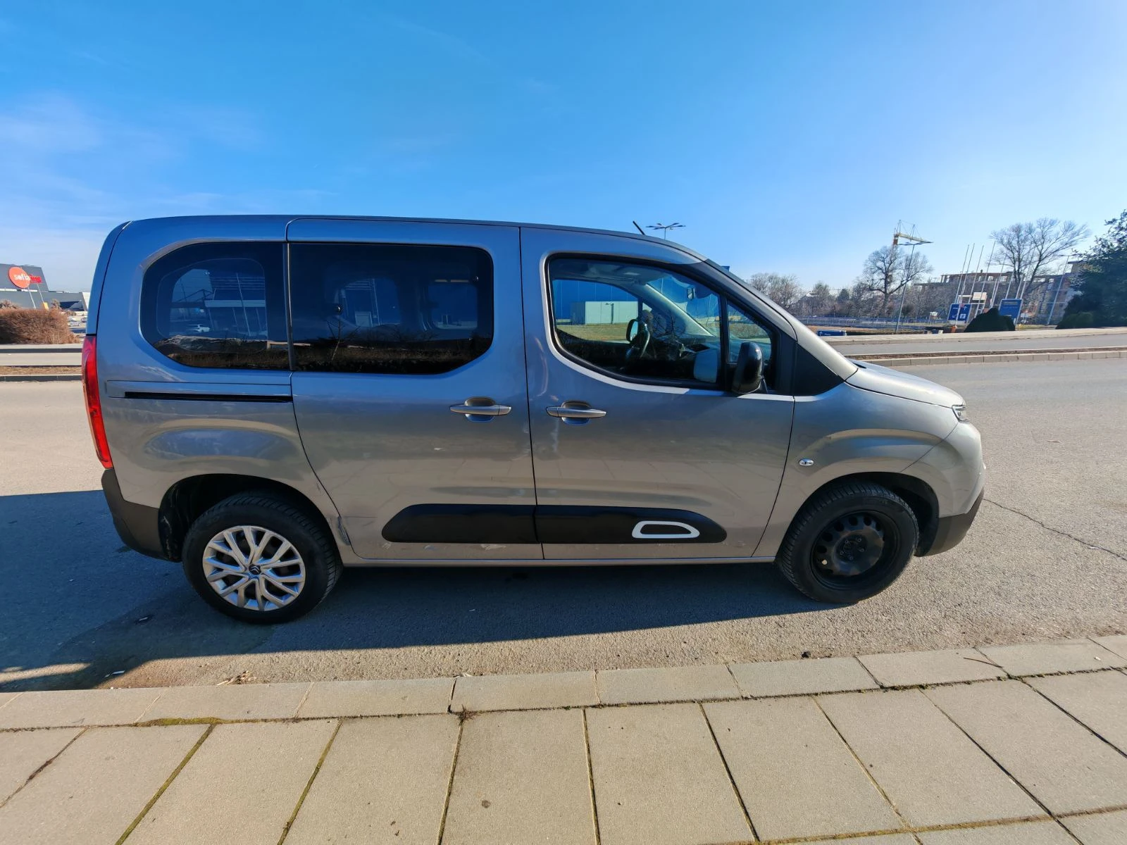 Citroen Berlingo 1.5 HDi VAN N1 4+ 1����� | Mobile.bg � ����������� 4