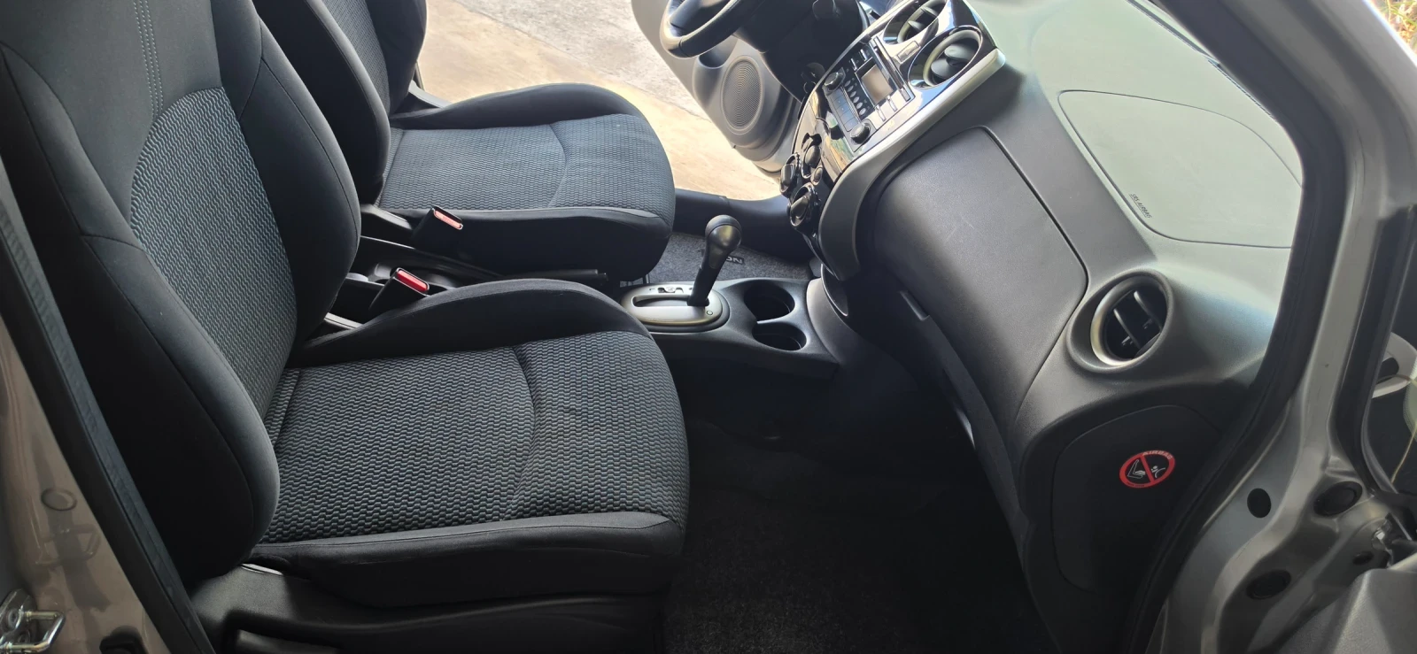 Nissan Note 1.2I 98KS Швейцария , снимка 17 - Автомобили и джипове - 56261673