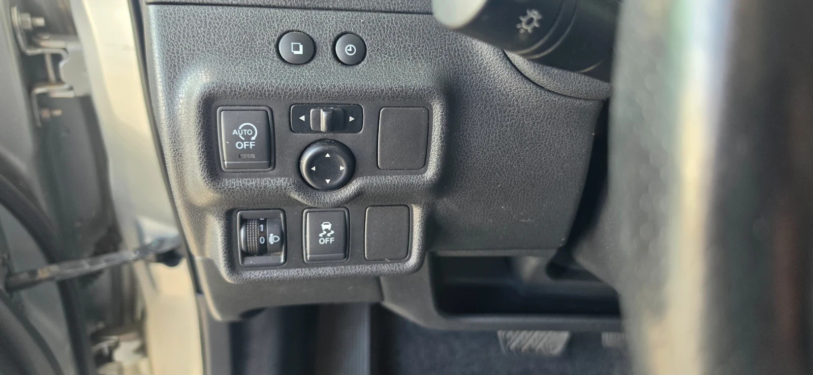 Nissan Note 1.2I 98KS Швейцария , снимка 15 - Автомобили и джипове - 56261673