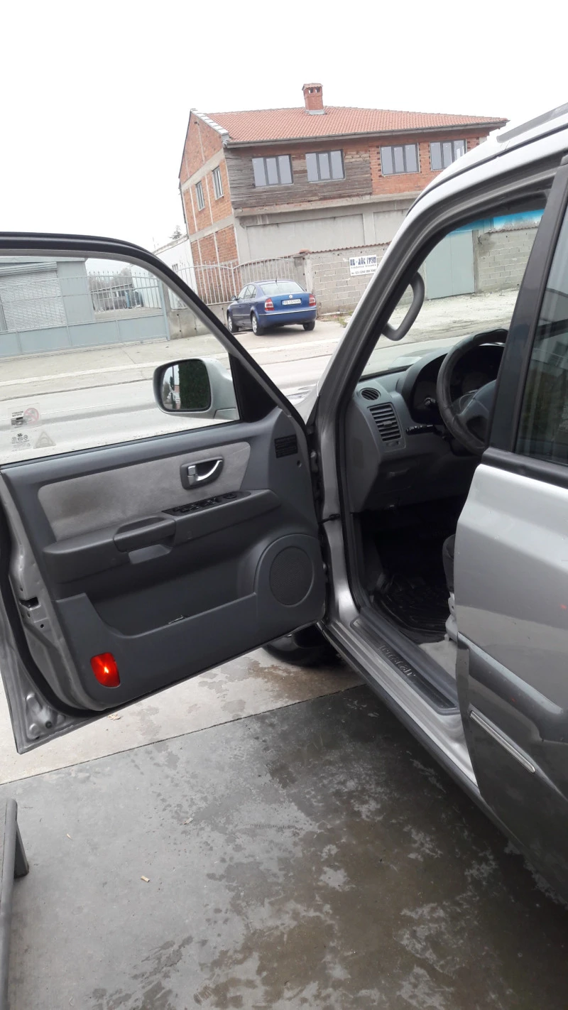 Hyundai Terracan, снимка 12 - Автомобили и джипове - 47463025