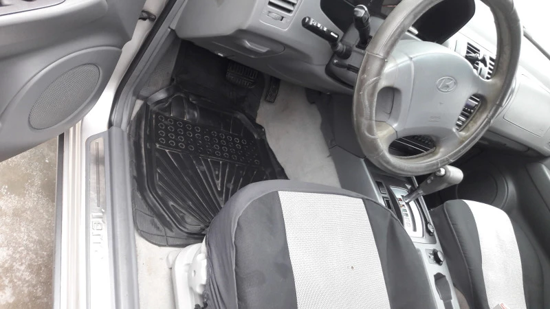 Hyundai Terracan, снимка 2 - Автомобили и джипове - 47463025