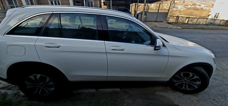 Mercedes-Benz GLC 250, снимка 6 - Автомобили и джипове - 48488936