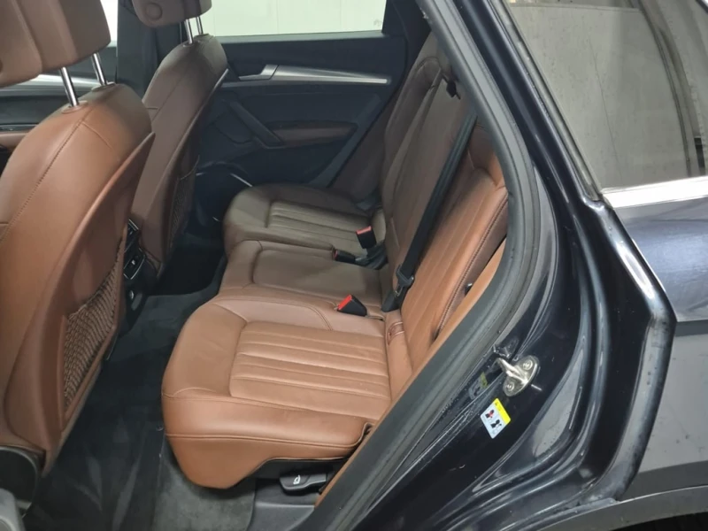 Audi Q5 * PROGRESSIV * CARFAX * ЦЕНА ДО БЪЛГАРИЯ, снимка 8 - Автомобили и джипове - 52656023