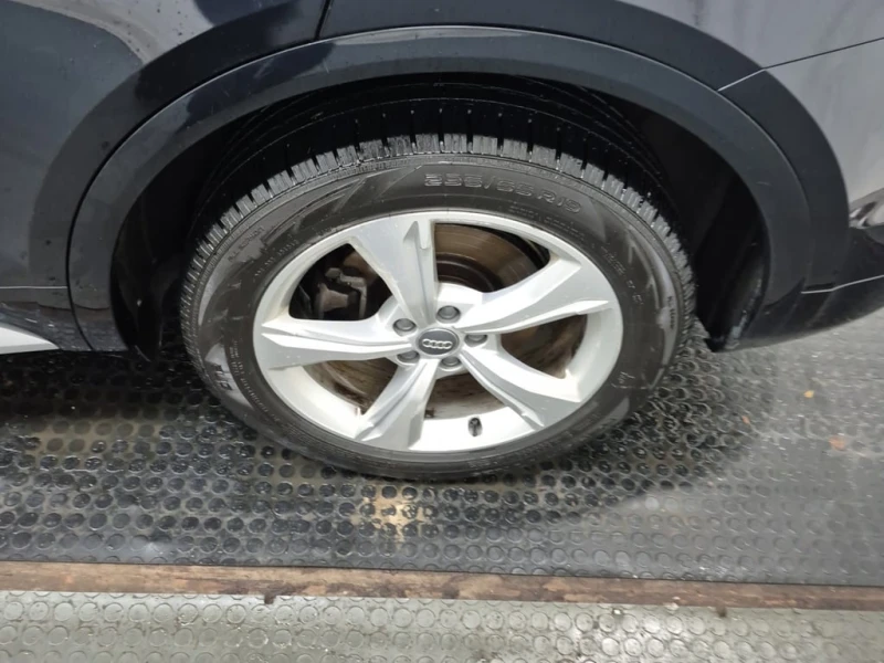 Audi Q5 * PROGRESSIV * CARFAX * ЦЕНА ДО БЪЛГАРИЯ, снимка 5 - Автомобили и джипове - 52656023