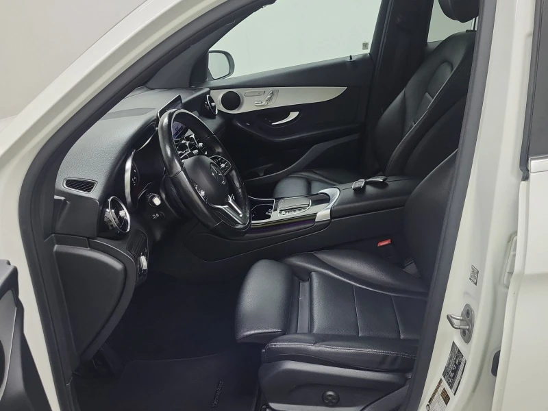 Mercedes-Benz GLC * 300 * CARFAX * ЦЕНА ДО БГ, снимка 7 - Автомобили и джипове - 53523966