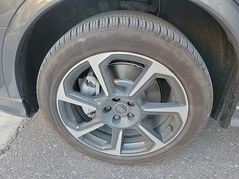 Audi Q3 * PROGRESSIV * CARFAX * БЕЗ ПЪРВОНАЧАЛНА ВНОСКА - изображение 2