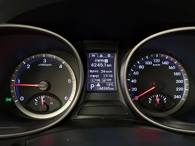 Hyundai Santa fe 2.0 4WD PREMIUM, снимка 8 - Автомобили и джипове - 55307612