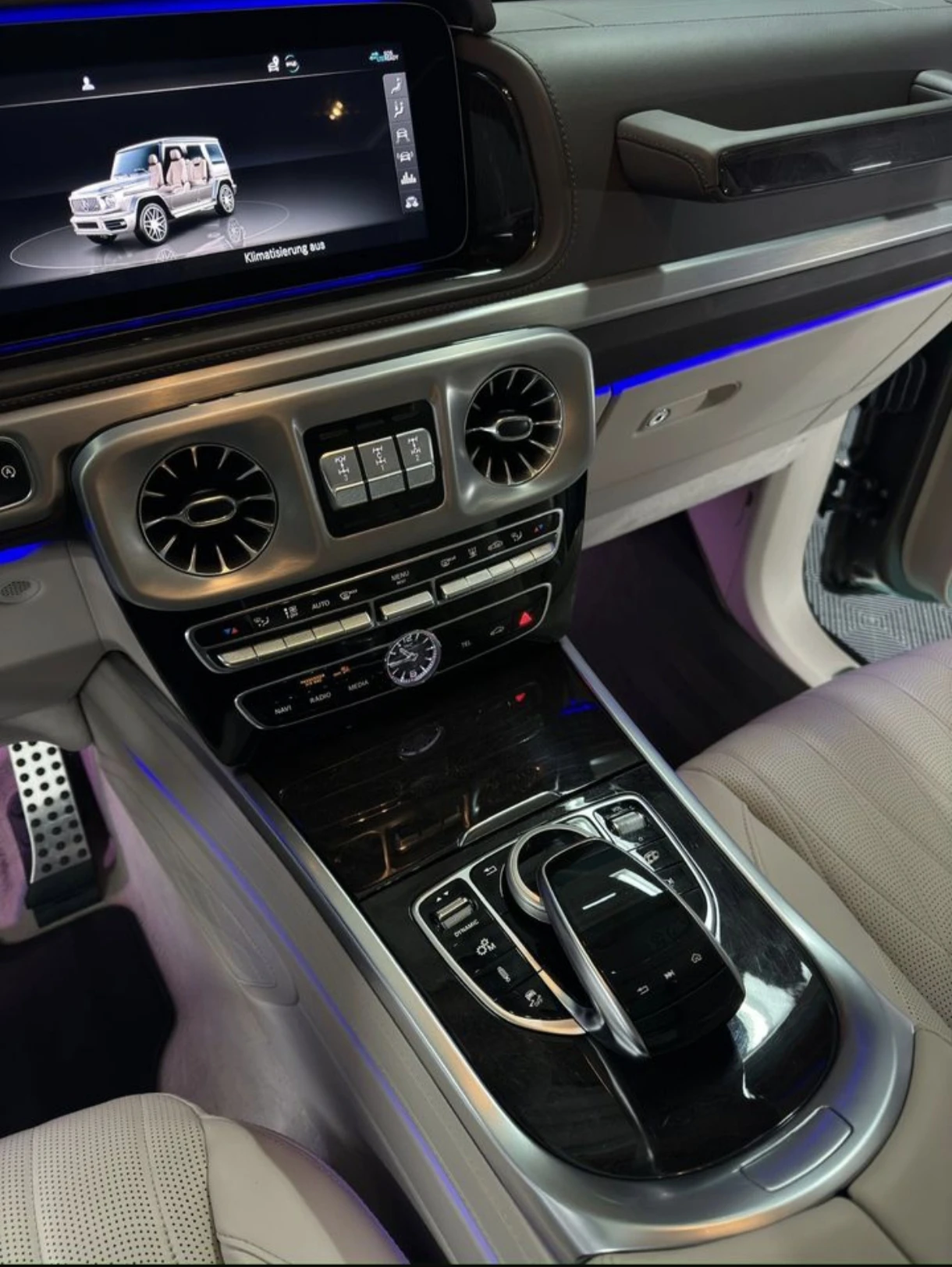 Mercedes-Benz G 63 AMG  - изображение 8