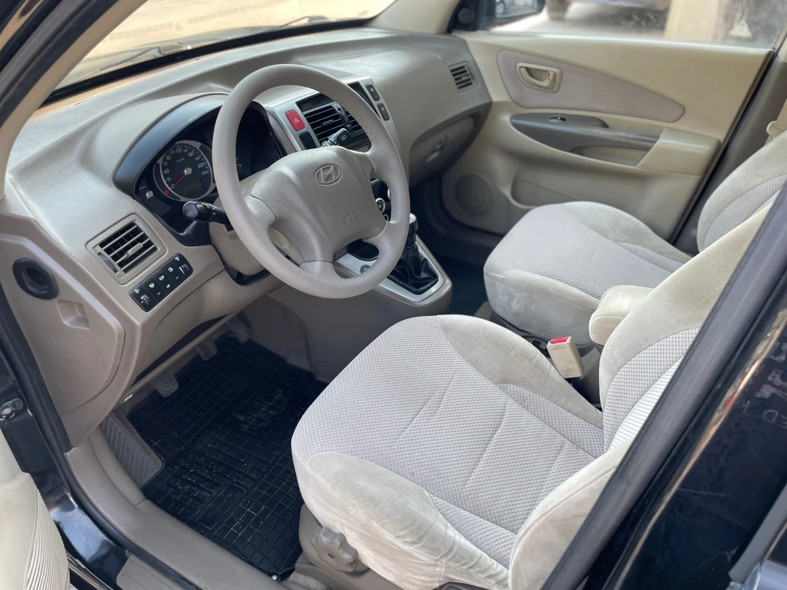 Hyundai Tucson 2.0 Бензин - изображение 8