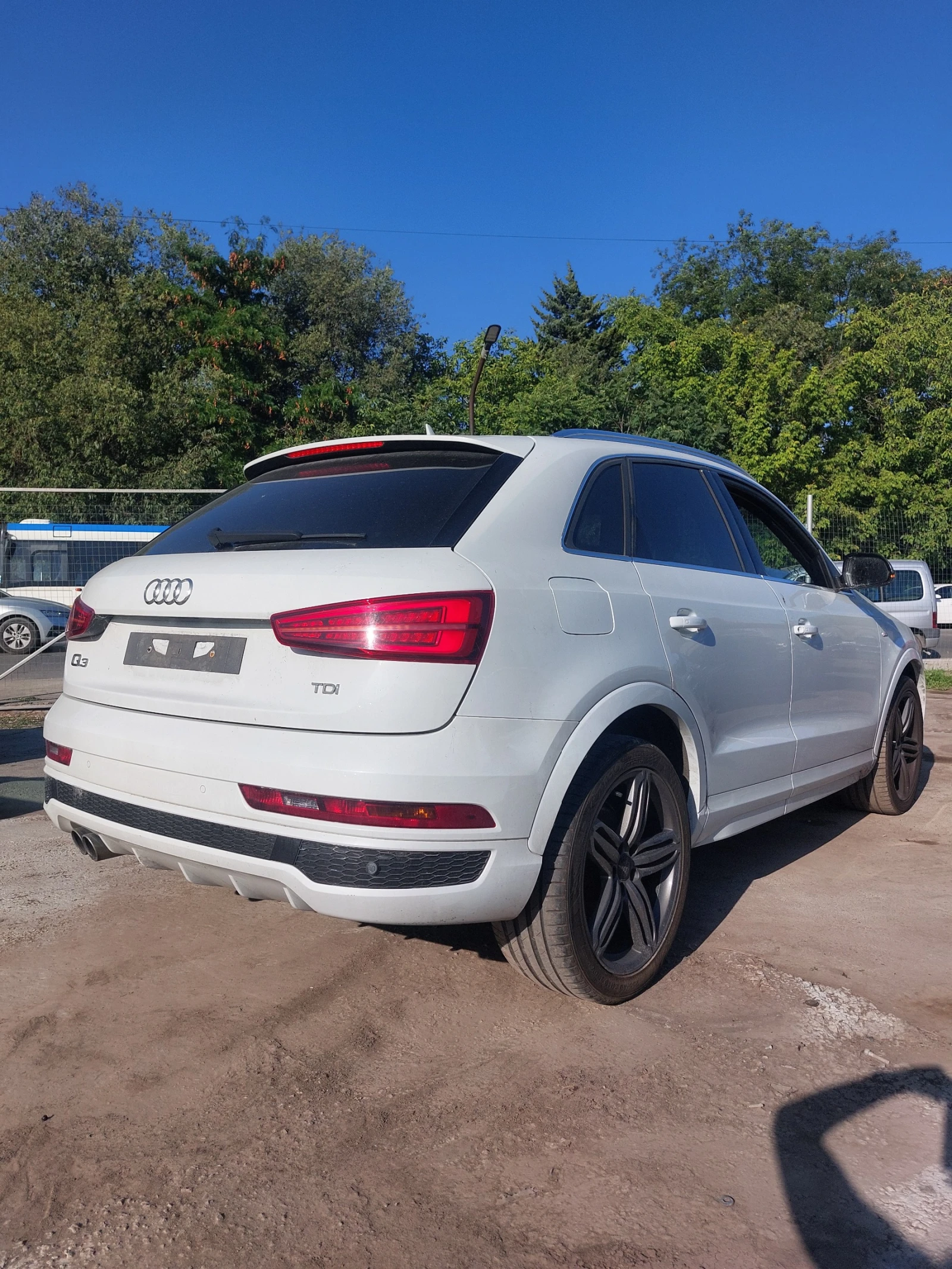 Audi Q3 8U FACELIFT 2.0 TDI S-line - изображение 4