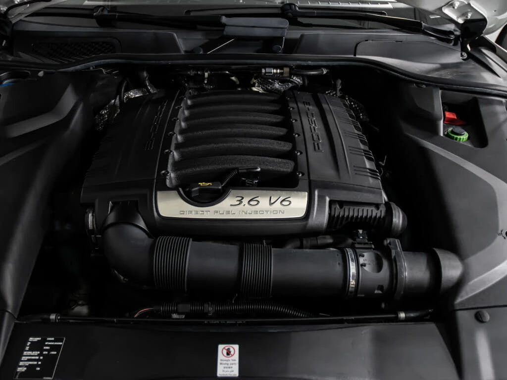 Porsche Cayenne, снимка 17 - Автомобили и джипове - 53770630