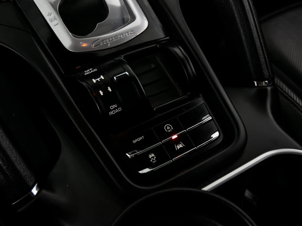 Porsche Cayenne, снимка 11 - Автомобили и джипове - 53770630