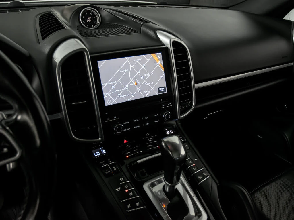 Porsche Cayenne  - изображение 9