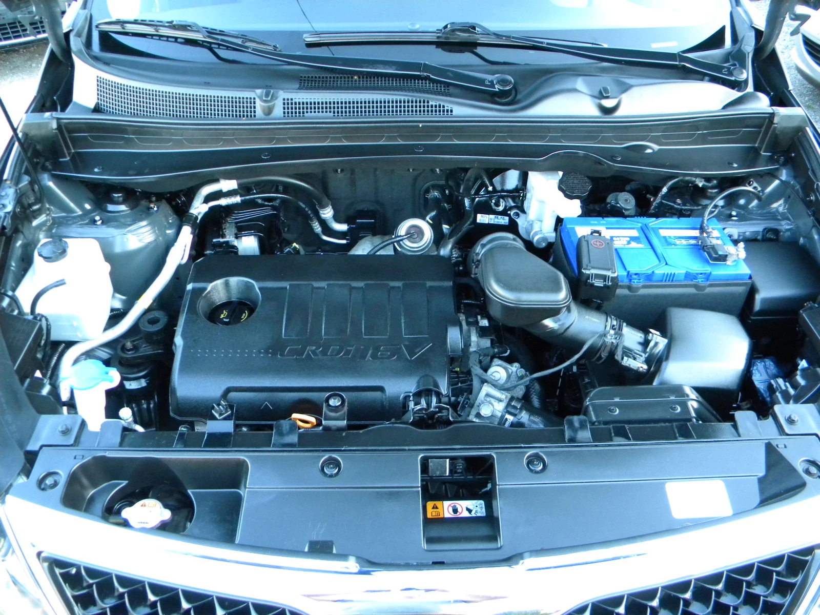 Kia Sportage 1.7CRDI-6ck* 144000km* КОЖА-ПАНОРАМА* KATO НОВ* EU, снимка 3 - Автомобили и джипове - 53810184