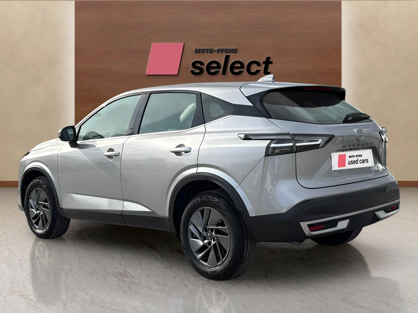 Nissan Qashqai 1.3, снимка 6 - Автомобили и джипове - 54108355