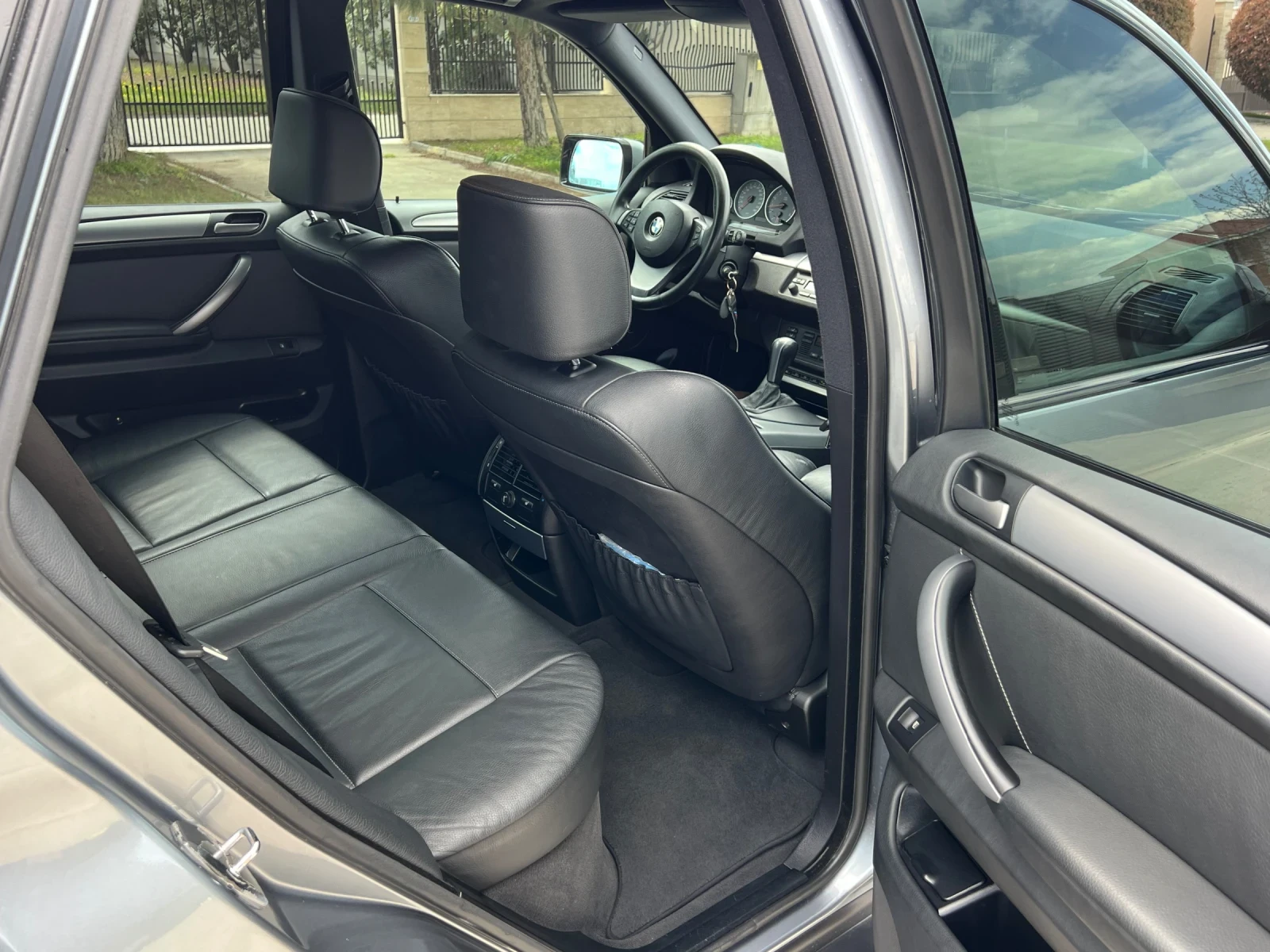 BMW X5 4.4 FACELIFT FULL MAX, снимка 11 - Автомобили и джипове - 54244752