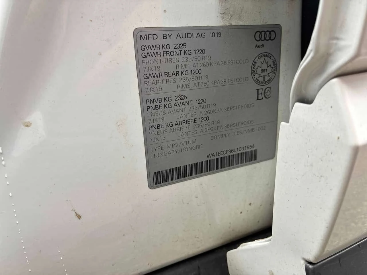 Audi Q3 * Progressiv * CARFAX * ЦЕНА ДО БГ, снимка 11 - Автомобили и джипове - 54740834
