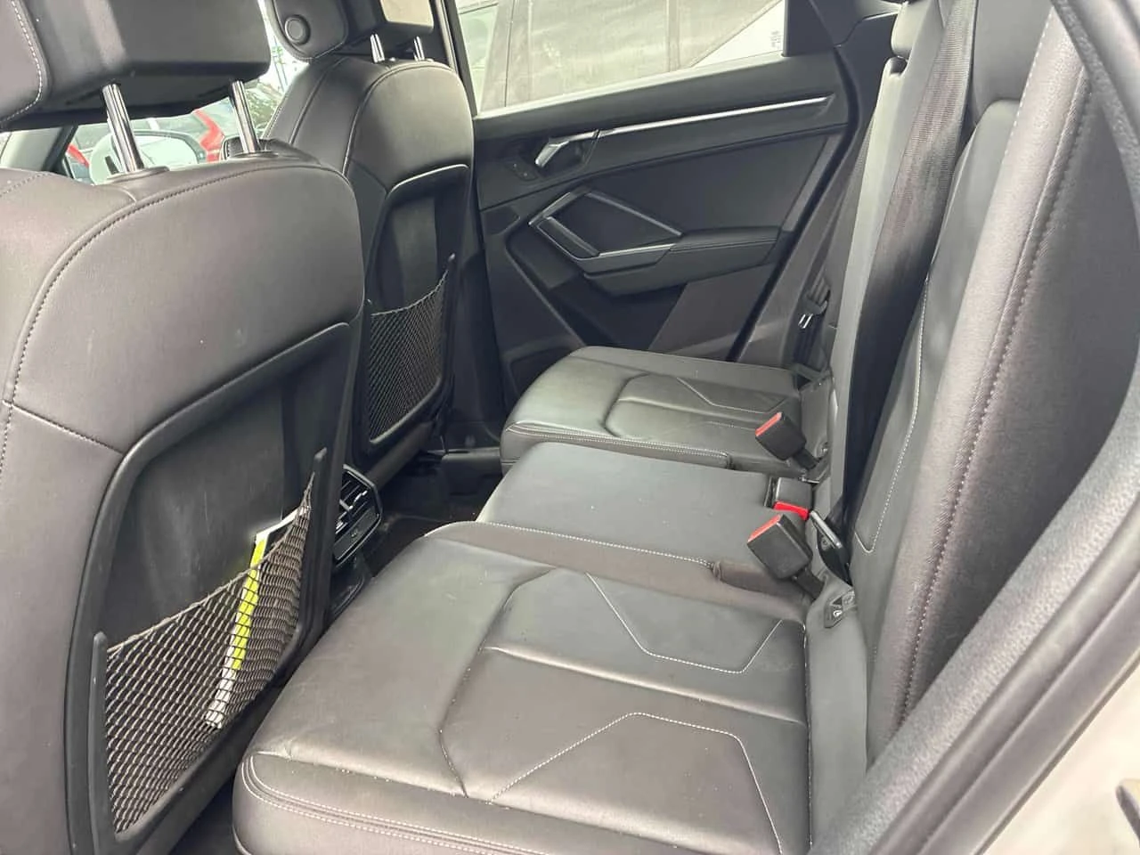Audi Q3 * Progressiv * CARFAX * ЦЕНА ДО БГ, снимка 17 - Автомобили и джипове - 54740834