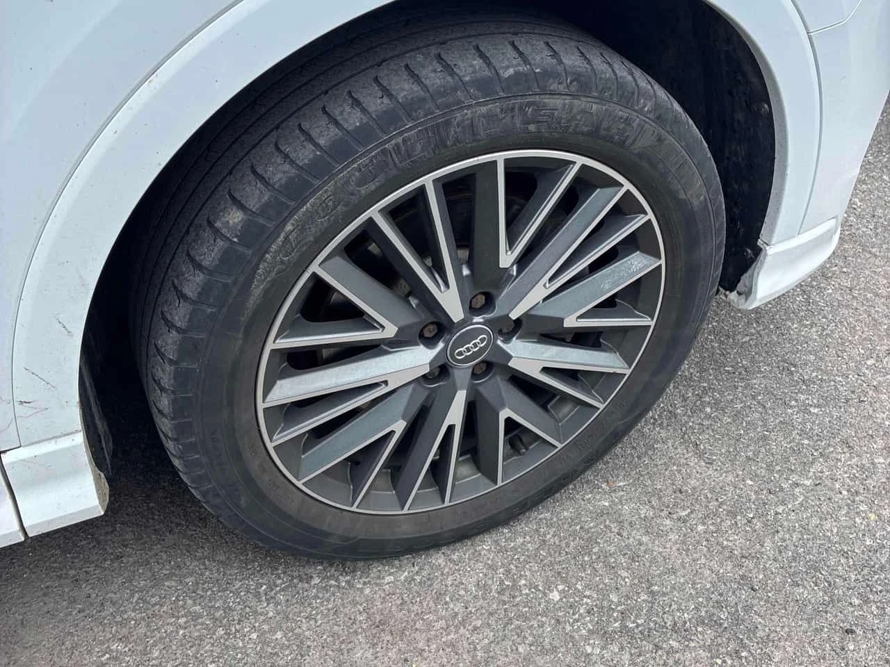 Audi Q3 * Progressiv * CARFAX * ЦЕНА ДО БГ, снимка 8 - Автомобили и джипове - 54740834