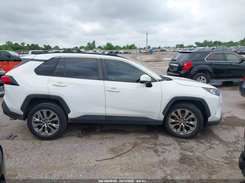 Toyota Rav4 2.5l Xle Premium, снимка 13 - Автомобили и джипове - 54860847