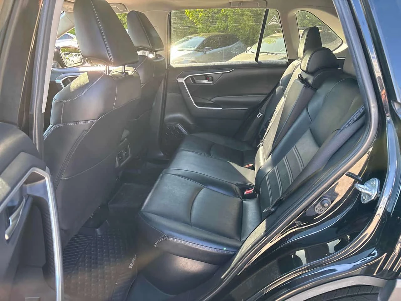 Toyota Rav4 * Hybrid XLE * ПОДГРЕВ * ПРЕДСТАВИТЕЛСТВО , снимка 11 - Автомобили и джипове - 54992036
