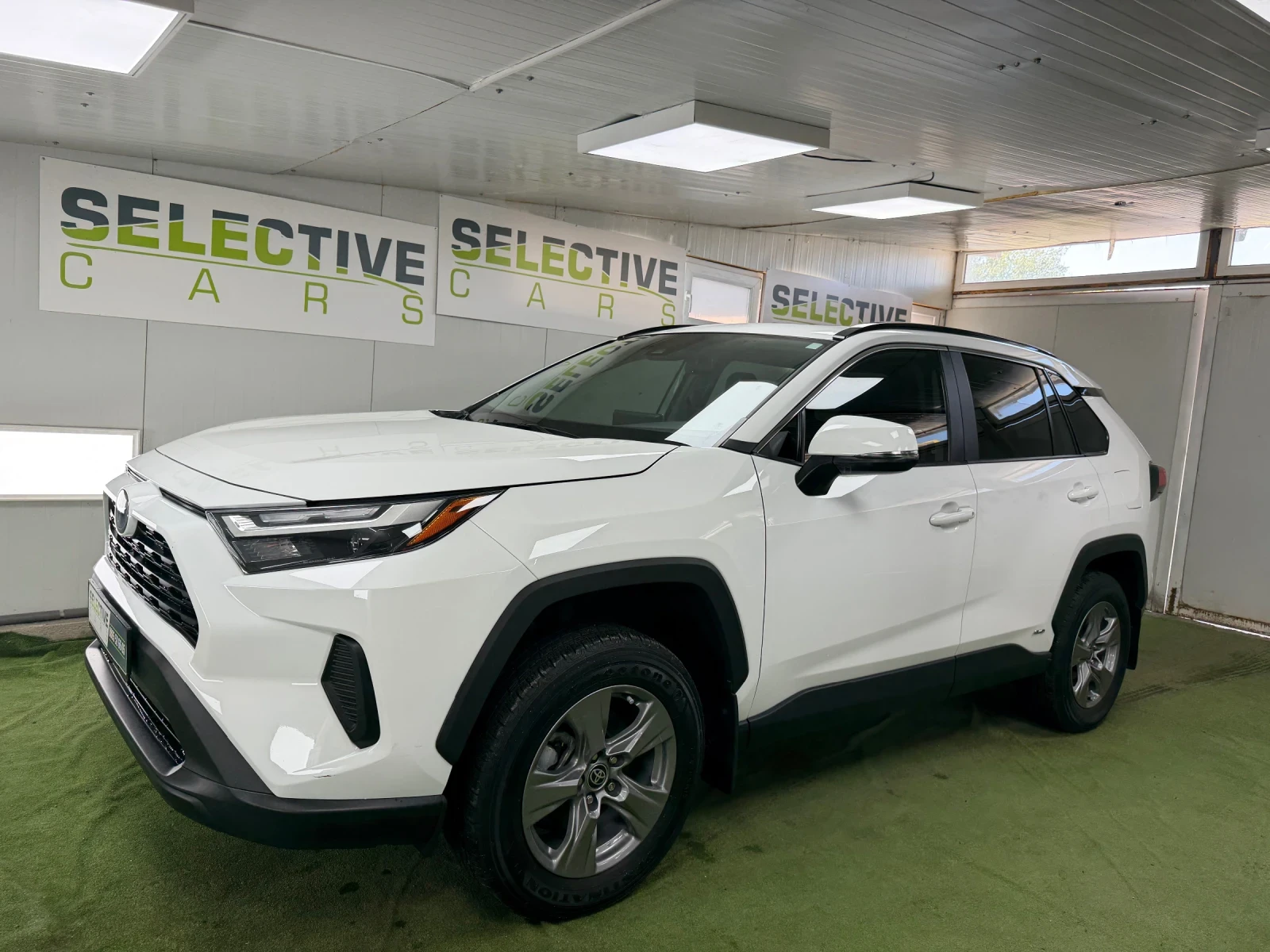 Toyota Rav4 2.5 * HYBRID* AWD* , снимка 2 - Автомобили и джипове - 55476692