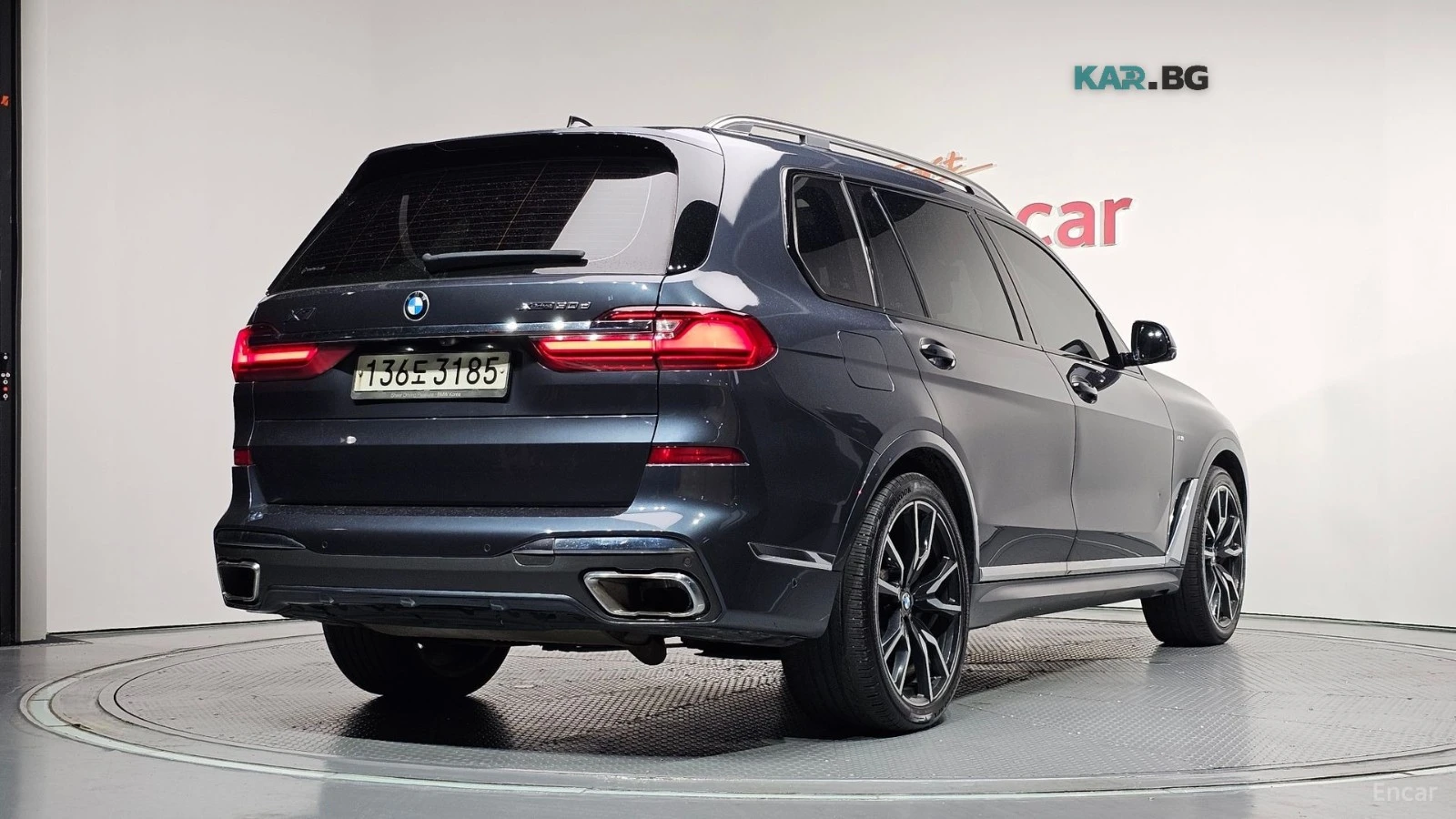 BMW X7 M* ВЪЗДУХ* ЕКРАНИ* 360* HEADUP* ОБДУХВАНЕ, снимка 2 - Автомобили и джипове - 55835922