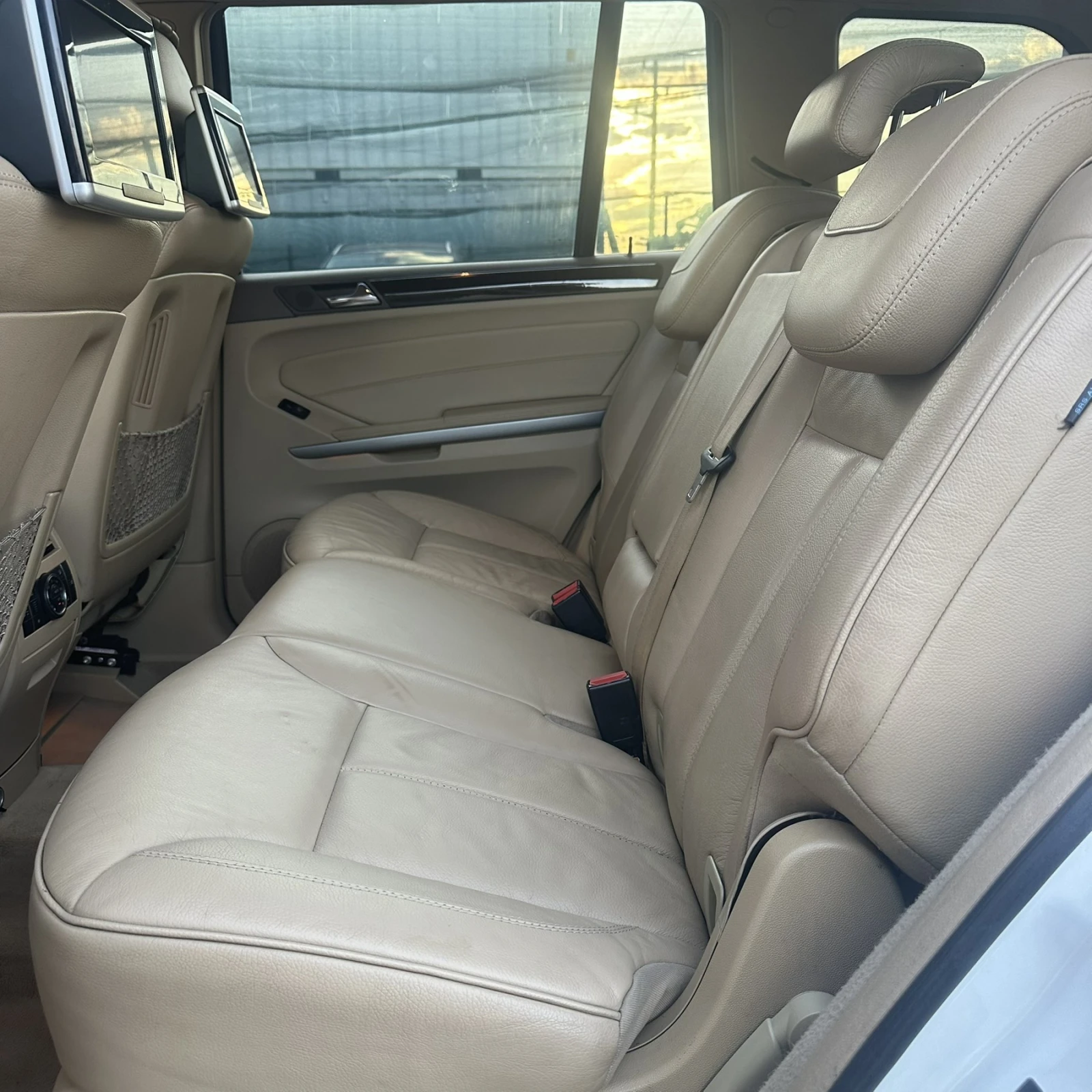 Mercedes-Benz GL 550 AMG Line, снимка 12 - Автомобили и джипове - 56070865