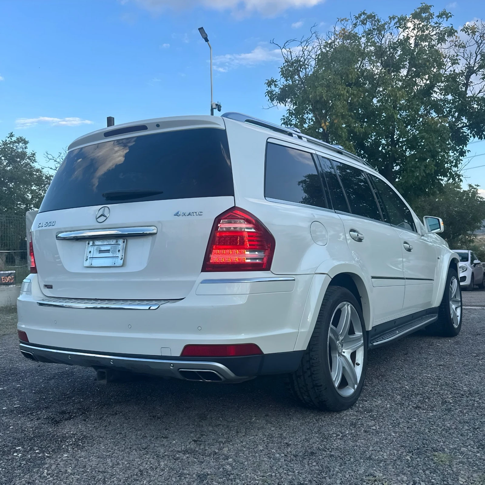 Mercedes-Benz GL 550 AMG Line, снимка 6 - Автомобили и джипове - 56070865