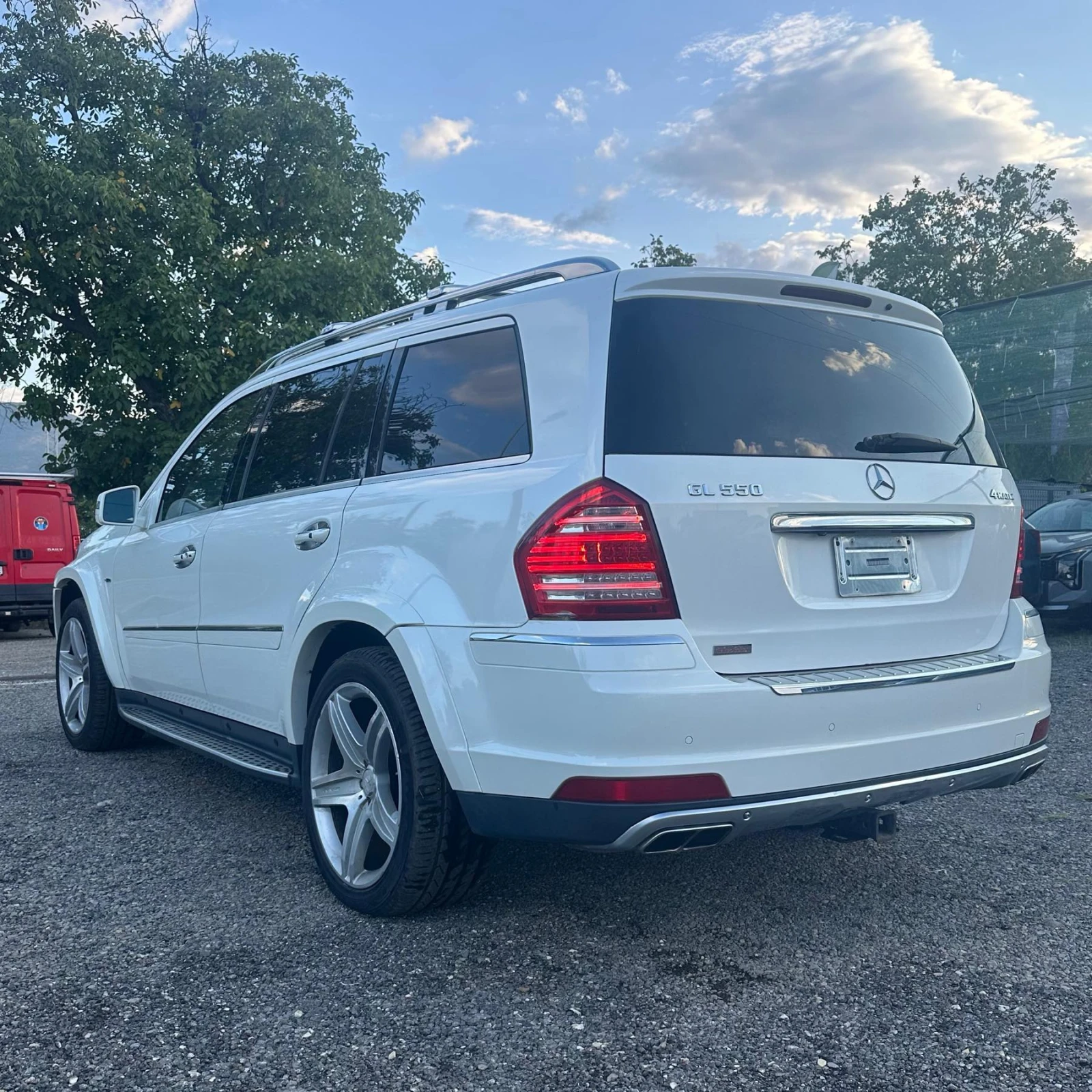 Mercedes-Benz GL 550 AMG Line, снимка 7 - Автомобили и джипове - 56070865