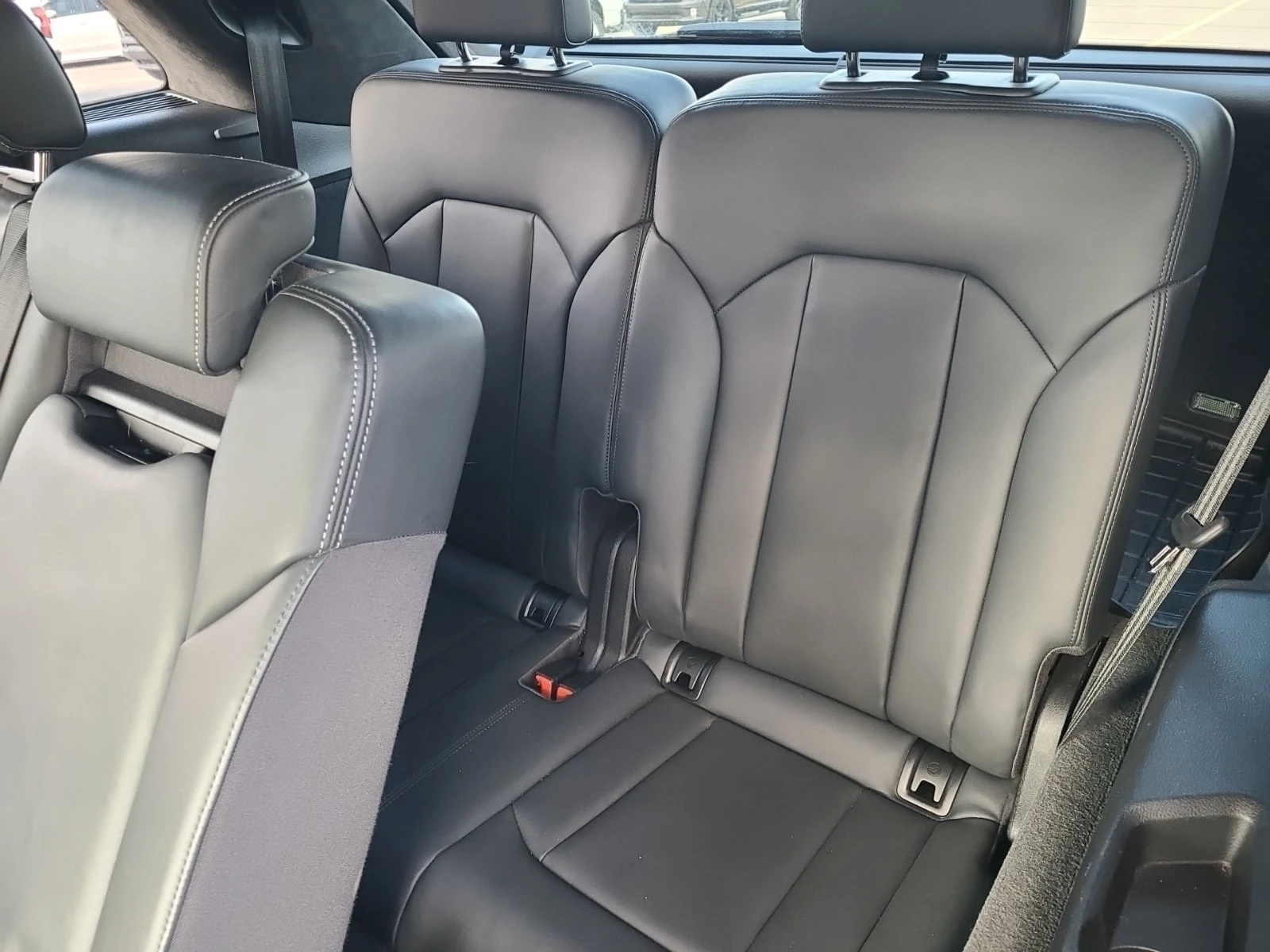 Audi SQ7 ДИСТРОНИК/ОБДУХ/ПОДГРЕВ/CARFAX/ПАНОРАМА, снимка 14 - Автомобили и джипове - 56076262