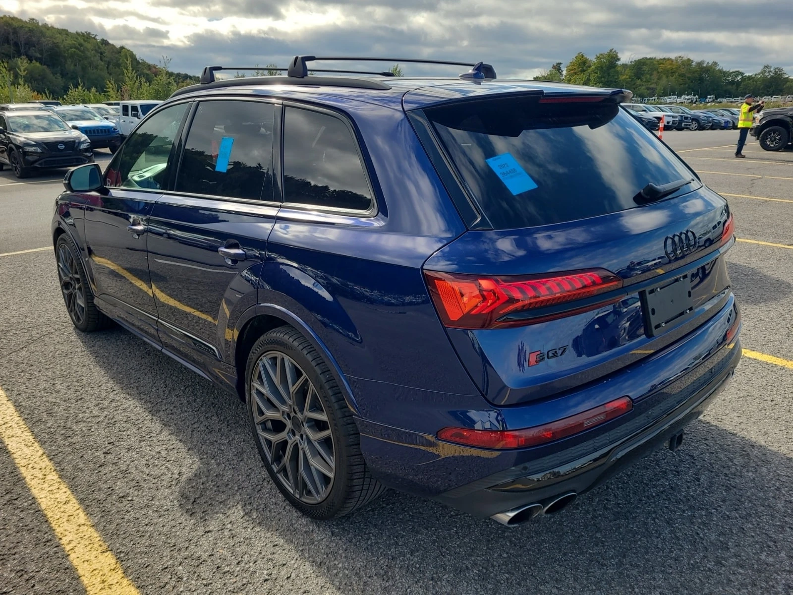Audi SQ7 ДИСТРОНИК/ОБДУХ/ПОДГРЕВ/CARFAX/ПАНОРАМА, снимка 4 - Автомобили и джипове - 56076262