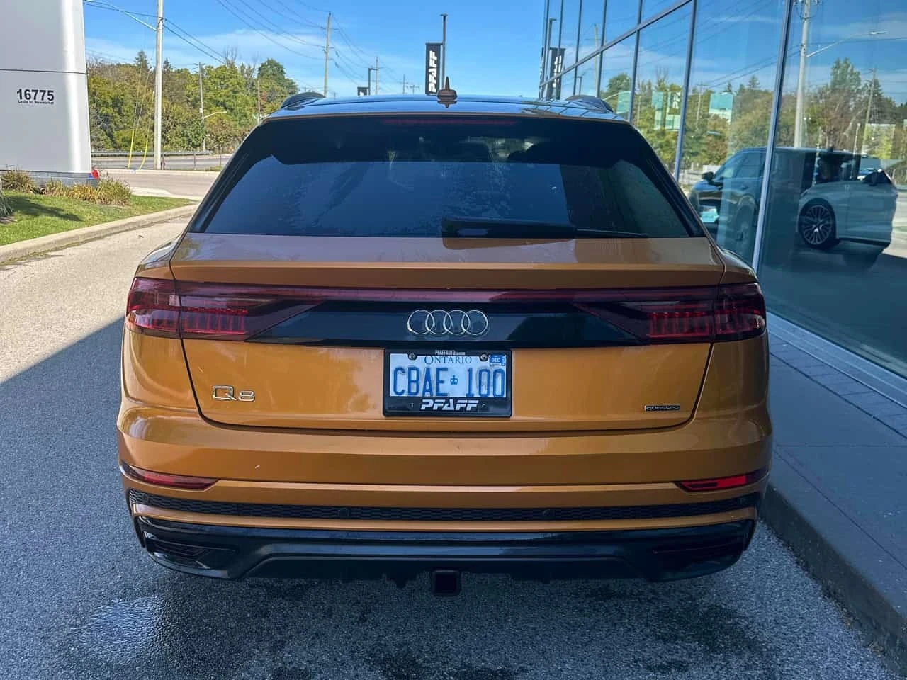 Audi Q8 Technik  CARFAX, снимка 4 - Автомобили и джипове - 56242579