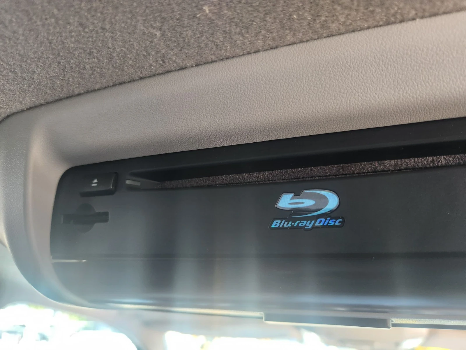 Toyota Sequoia Platinum, снимка 8 - Автомобили и джипове - 56344568