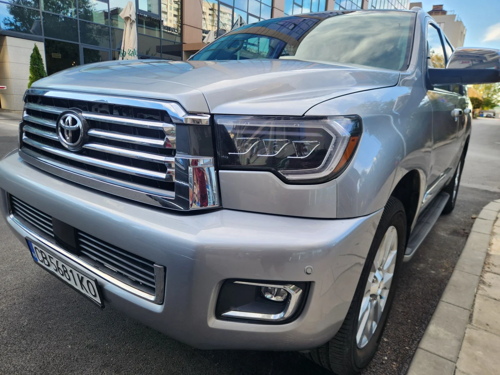 Toyota Sequoia Platinum
