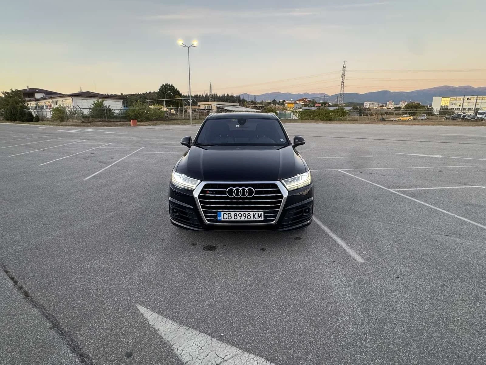 Audi Q7 3.0 TDI, снимка 2 - Автомобили и джипове - 56359283