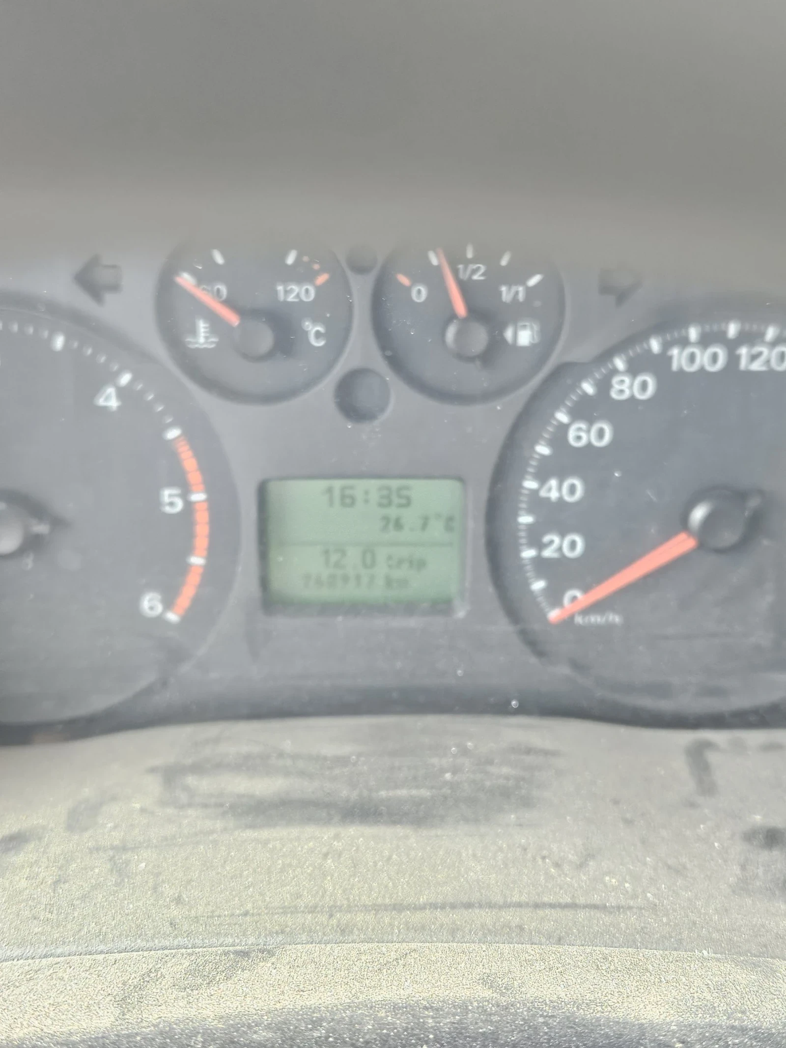 Ford Transit 2.2 - изображение 5