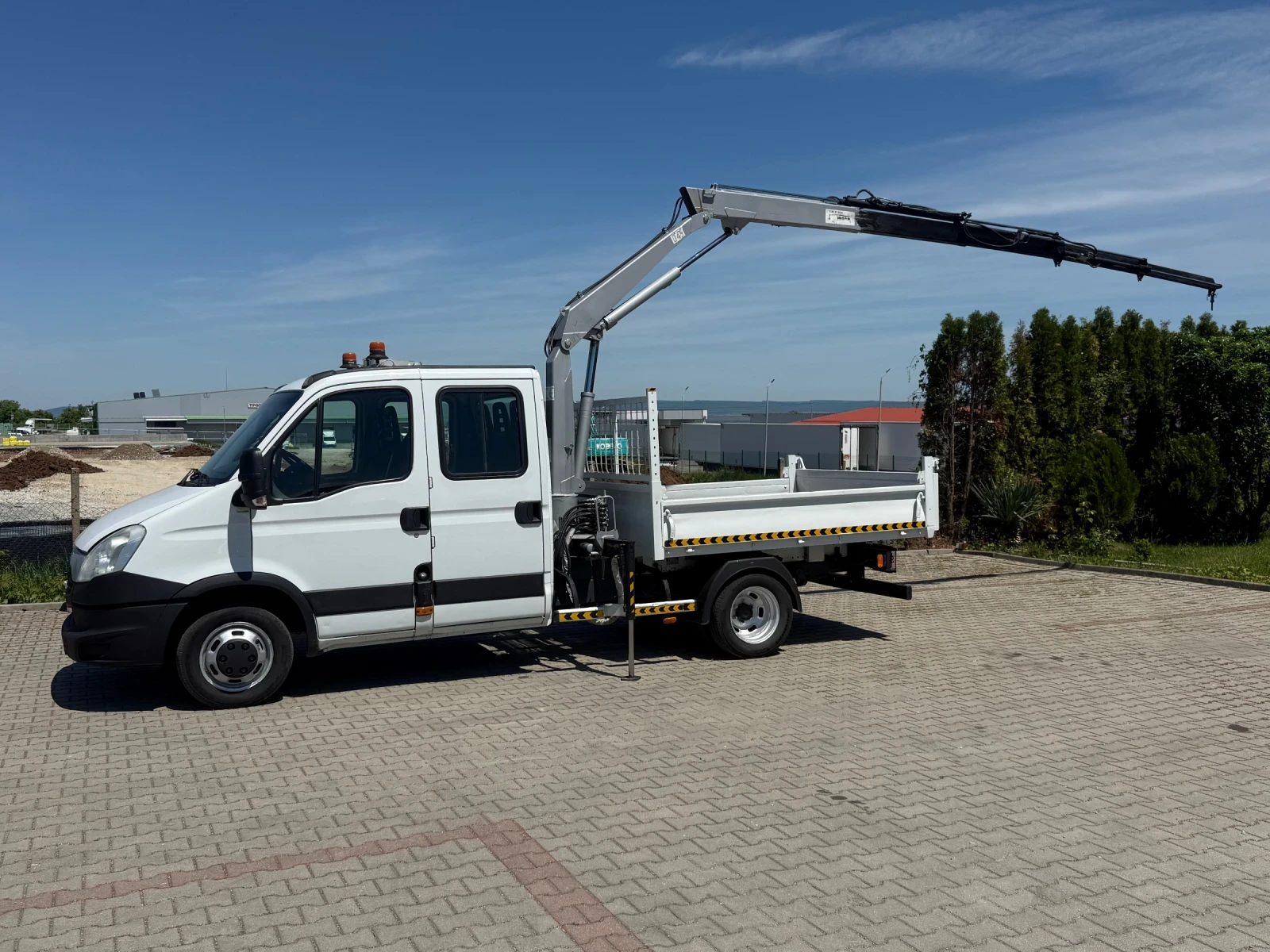 Iveco Daily 40C15 KAT Б 3.5Т, снимка 4 - Бусове и автобуси - 54596808