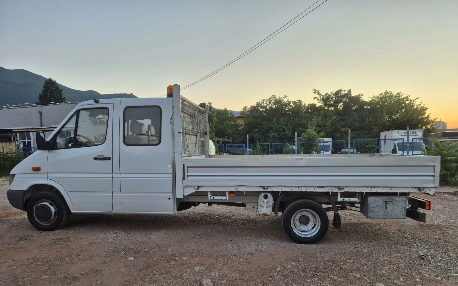 Mercedes-Benz Sprinter 413 * 6+ 1места* клима* италия* Б-кат* , снимка 8 - Бусове и автобуси - 55098481