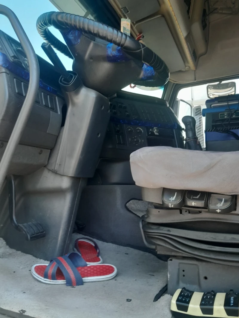 Volvo Fh 12, снимка 4 - Камиони - 52770673