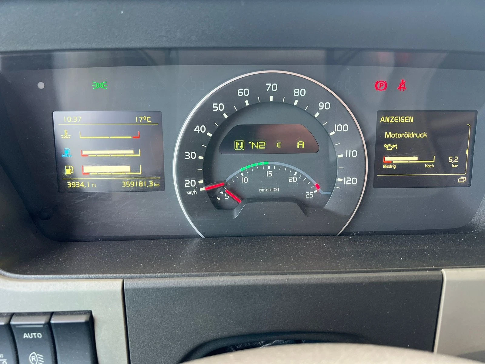 Volvo Fm, снимка 11 - Камиони - 56628095