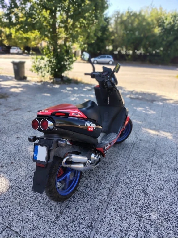 Aprilia Sr Скутер, снимка 4 - Мотоциклети и мототехника - 55530801