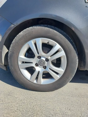 Opel Corsa 1.4 бензин , Фейслифт , снимка 4