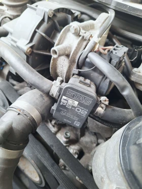 Mercedes-Benz E 320 Газ, снимка 10