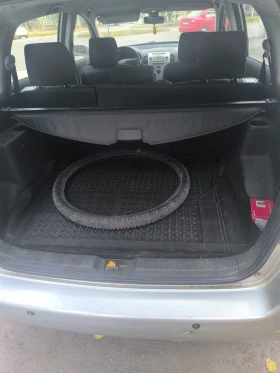 Toyota Corolla verso, снимка 7